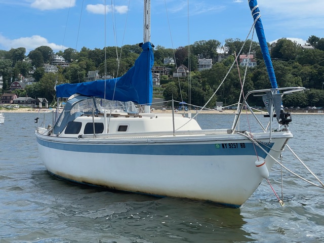 New York City Marine Salvage Yard Services for Damaged, Sunken, and Abandoned Vessels