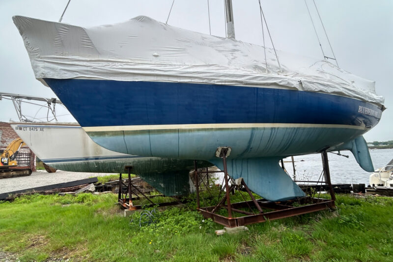 Marine Salvage Yards Helps New London Boat Owners Clear Out Unwanted Boats